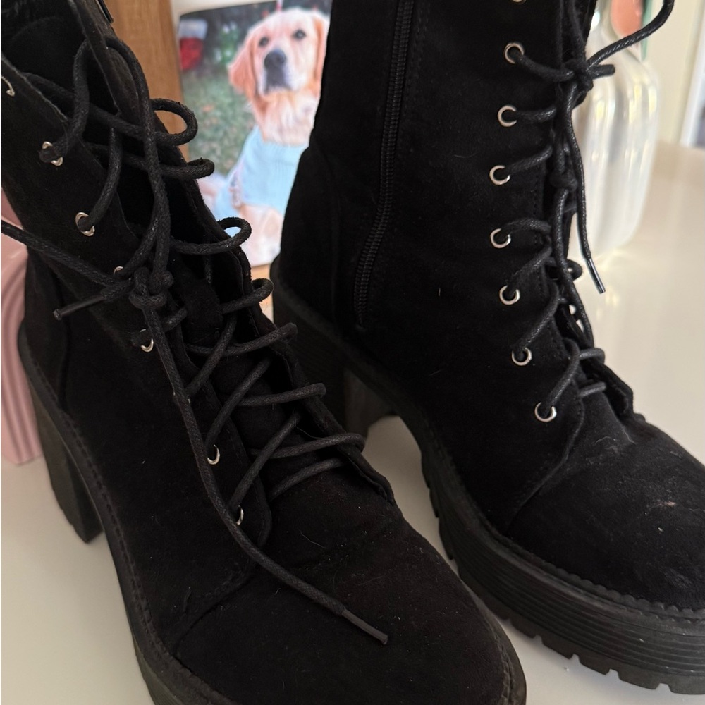 Black Lace-Up Women's Boots